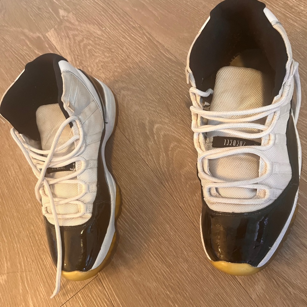 Retro 11 concord white and black size 12